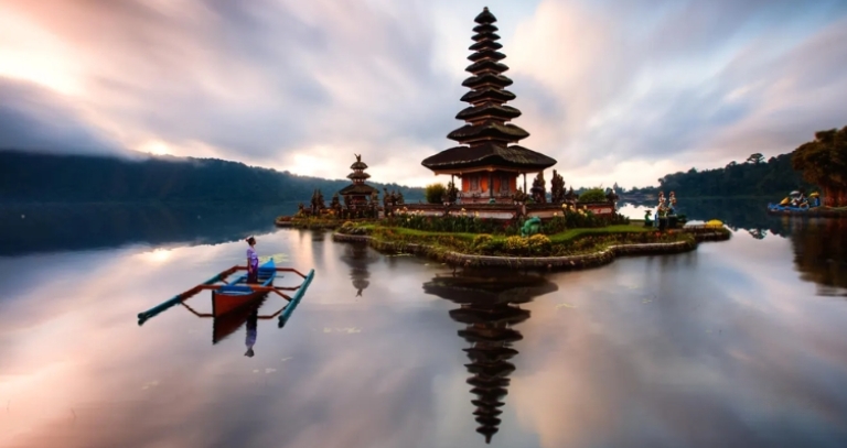 Weird Places in the World- The Ultimate Travel Bucket List Ideas