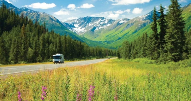 5 Things You Must Do When Vacationing in Alaska