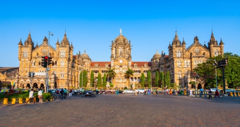 10 Iconic Places to Visit in Mumbai for Insta-worthy moments