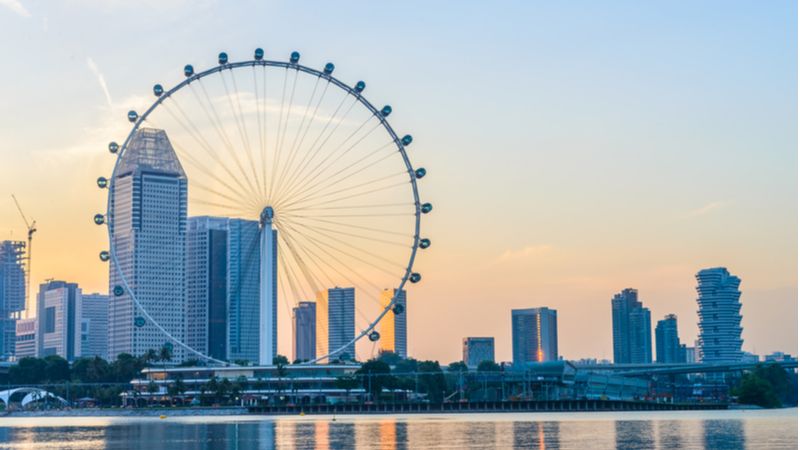 Marvel At The Stunning Vistas From Singapore Flyer