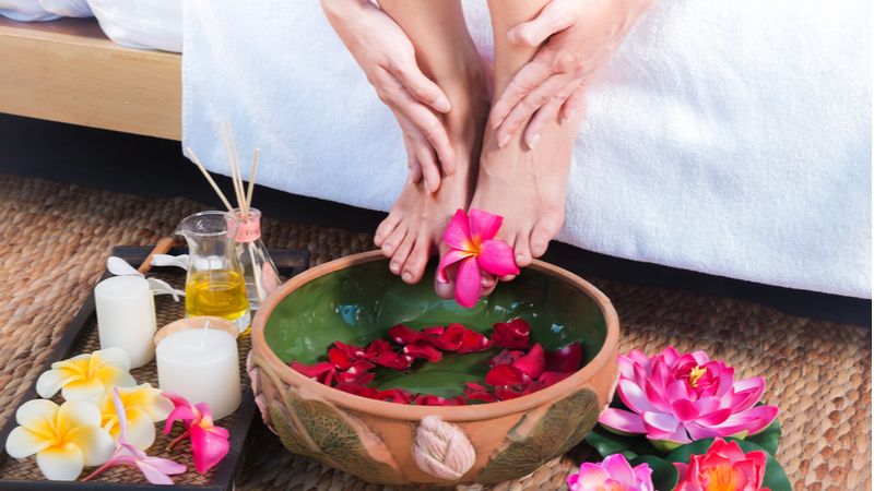 Relax Your Body With The Spa Treatments