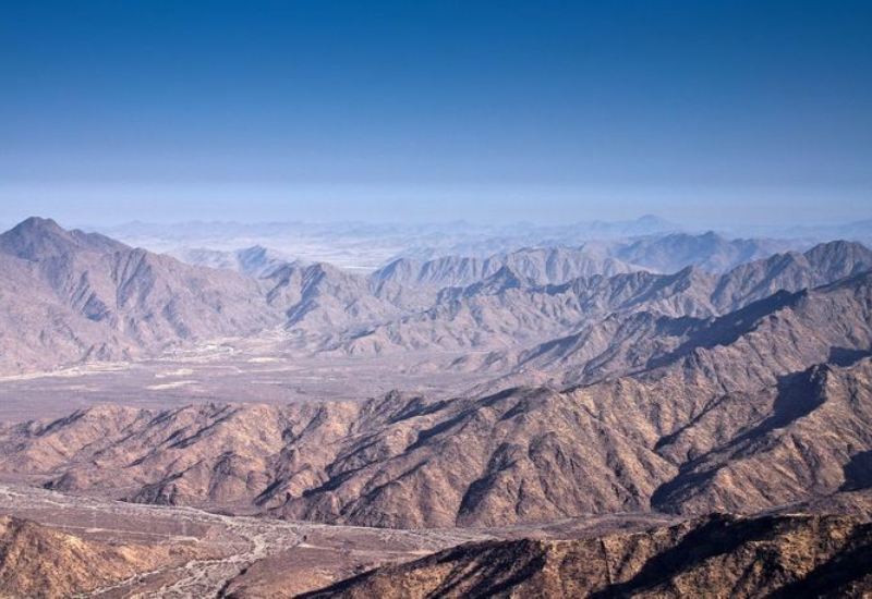 Wadis and Mountains: oman travel