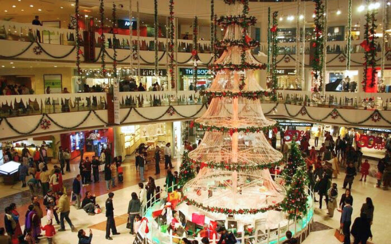 christmas celebration destinations
